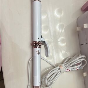 T3 Curling Iron - White and Rose Gold